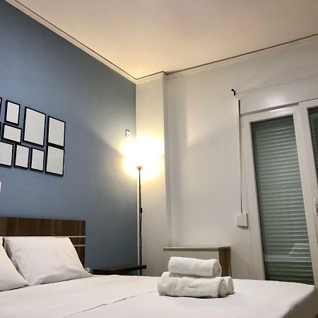Renovated Minimal Apartment Next To Metro Athen Eksteriør bilde
