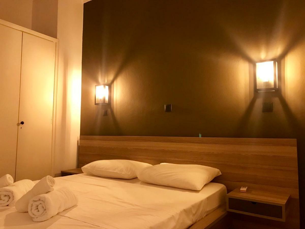 Renovated Minimal Apartment Next To Metro Athen Eksteriør bilde