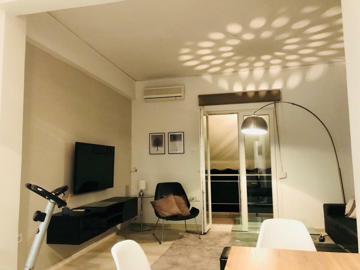 Renovated Minimal Apartment Next To Metro Athen Eksteriør bilde